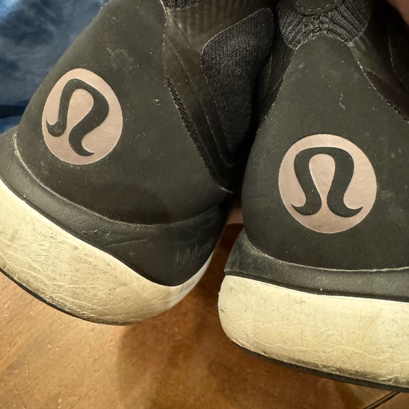 lululemon Women's Charge Feel Mid Workout shoes Size 9 1/2  Running Athlesure - Picture 7 of 13